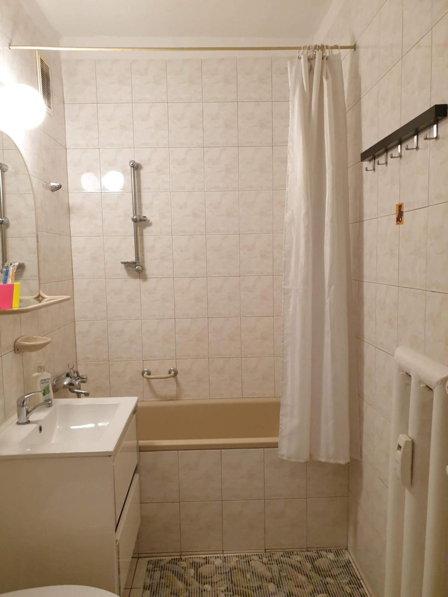 Central Apartman Salgótarján Eksteriør bilde